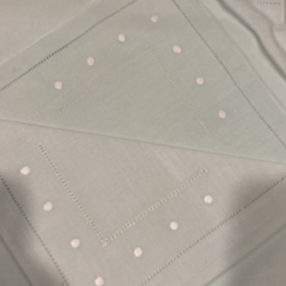 Hedaya Linens, 100% Cotton Placemats and Napkins, People’s Republic of China - Picture 4 of 5